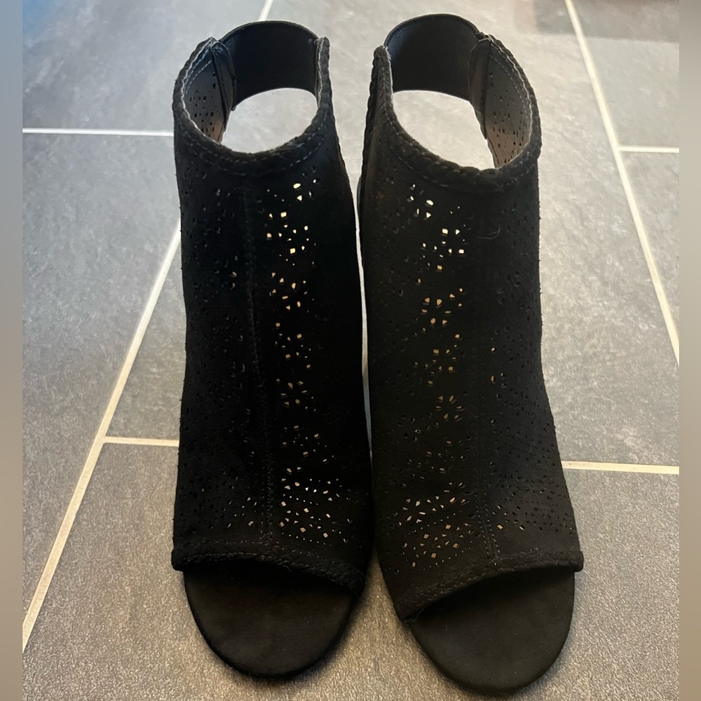 Barely Worn Women's Peep-Toe Booties
